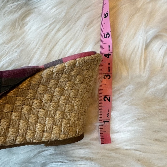 American Eagle Outfitters Pink and Green Wedge Sandals Espadrille Size 8 - Picture 9 of 9